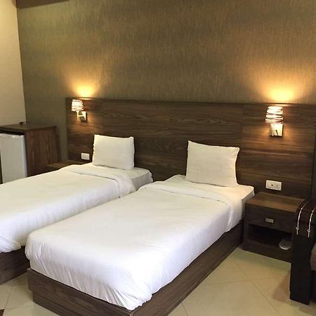 Primer Hotel Jerevan Rum bild