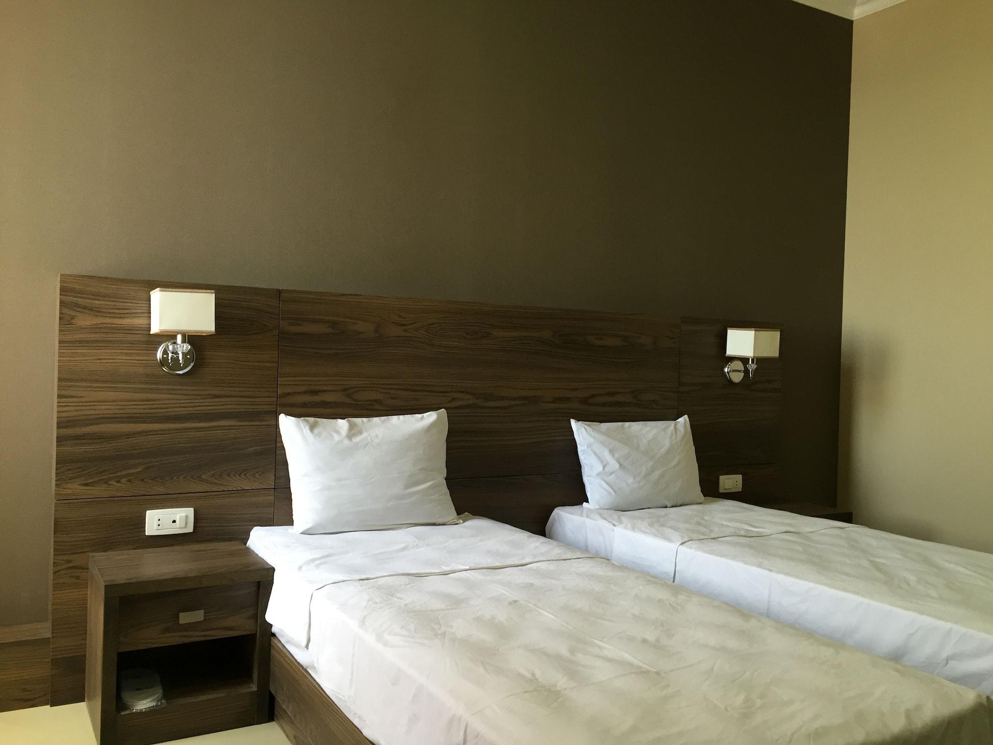 Primer Hotel Jerevan Exteriör bild
