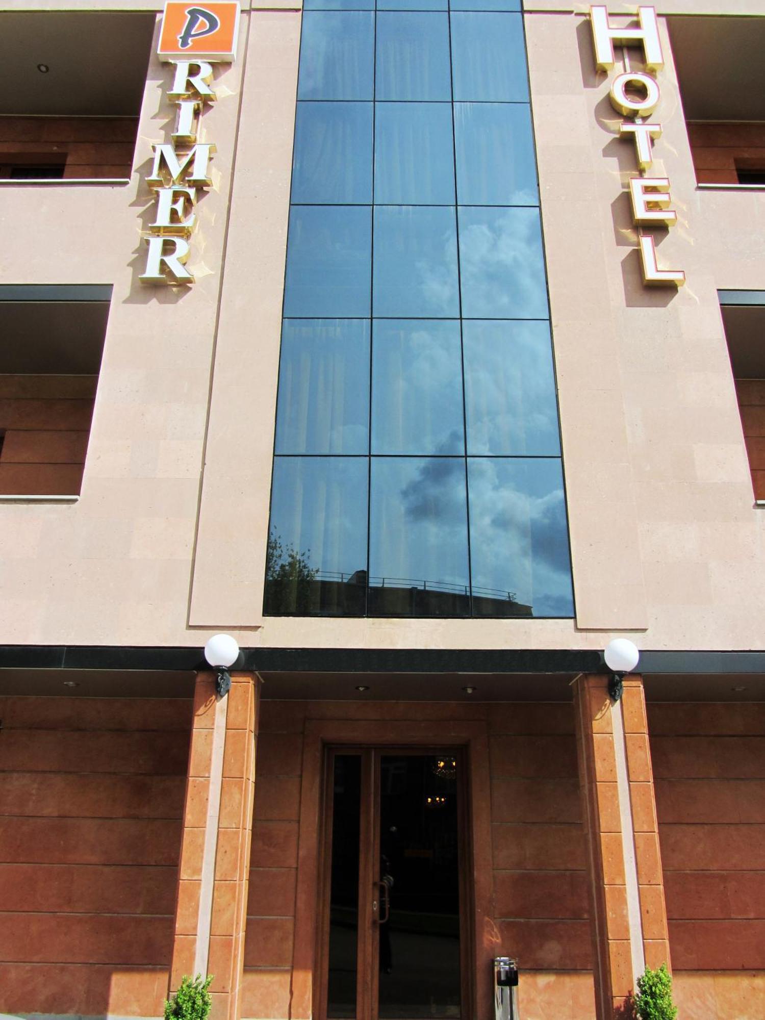 Primer Hotel Jerevan Exteriör bild