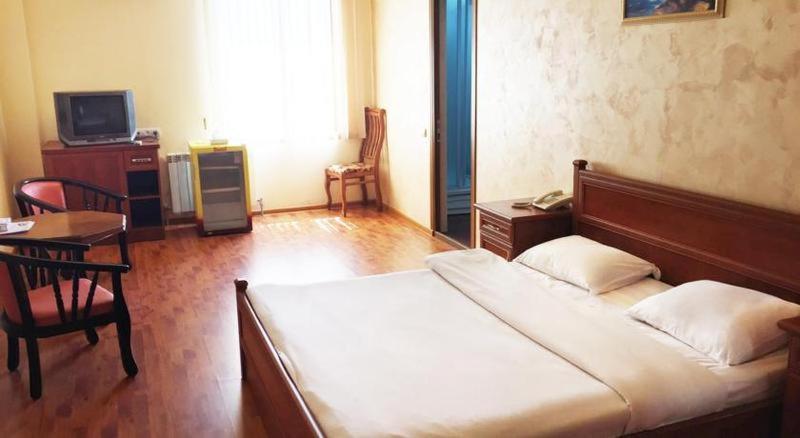 Primer Hotel Jerevan Rum bild