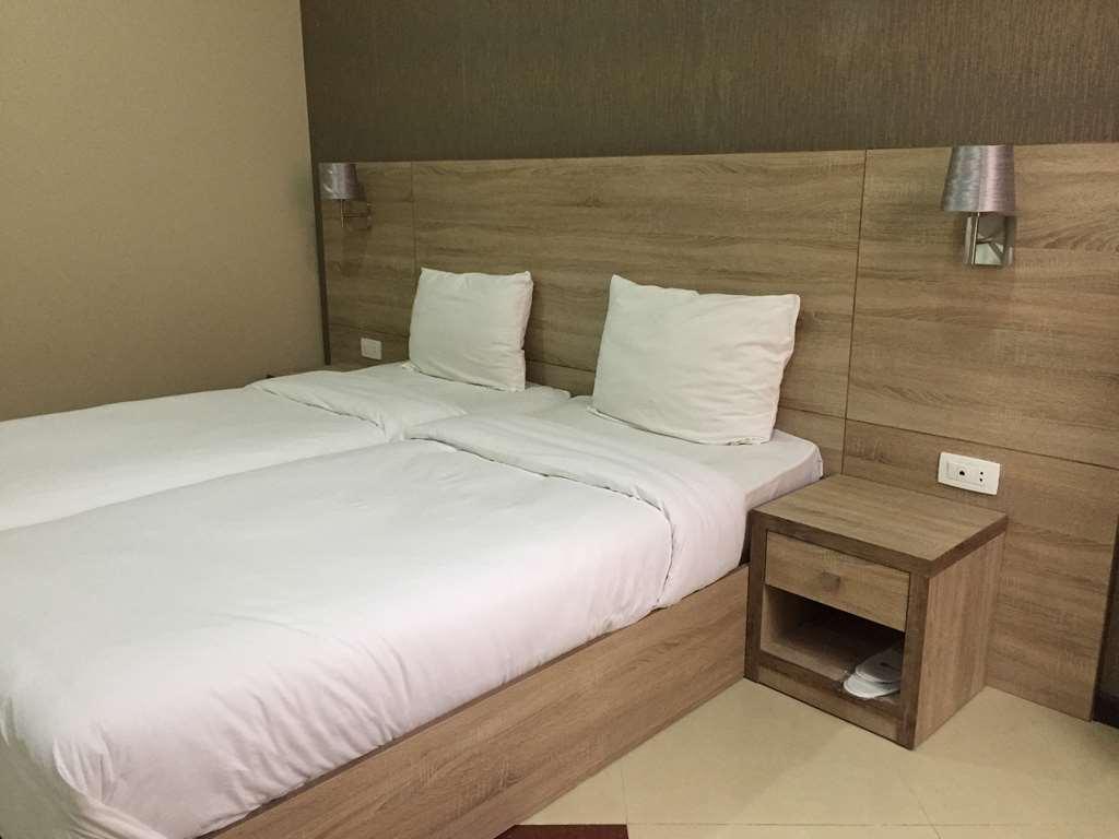 Primer Hotel Jerevan Rum bild