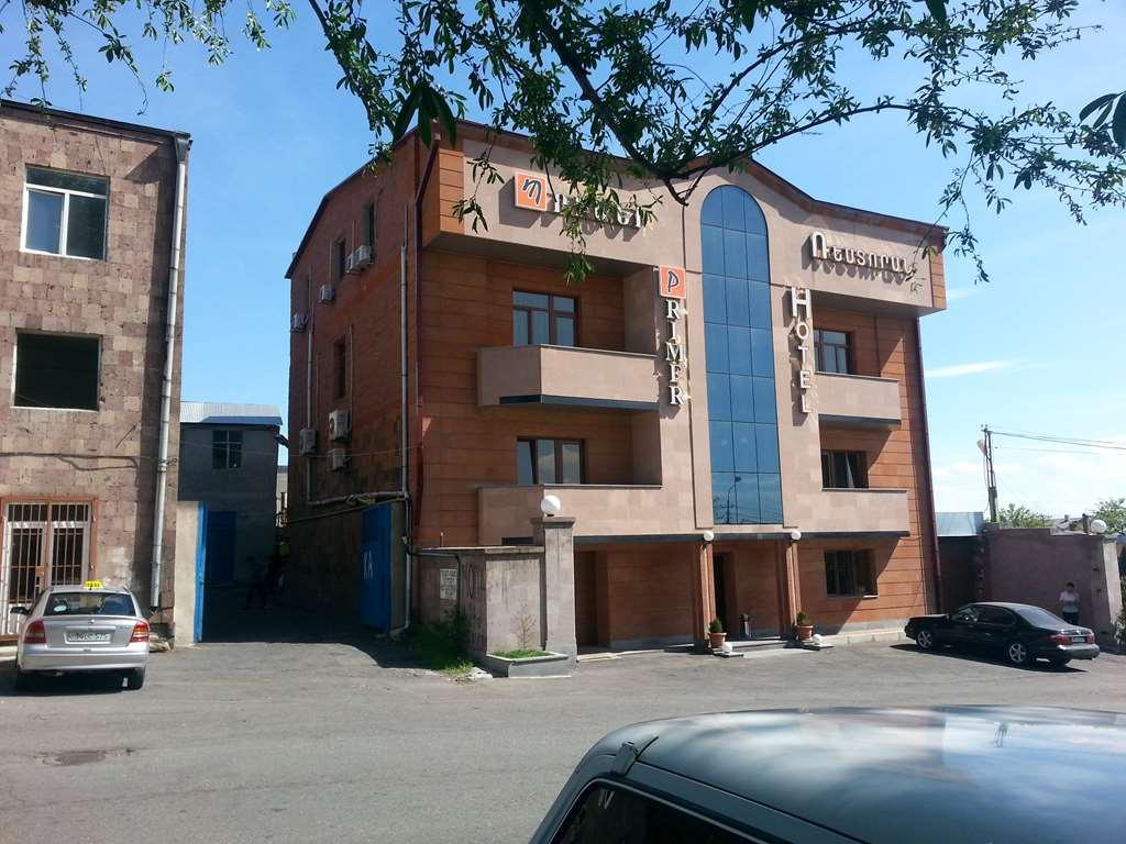 Primer Hotel Jerevan Exteriör bild